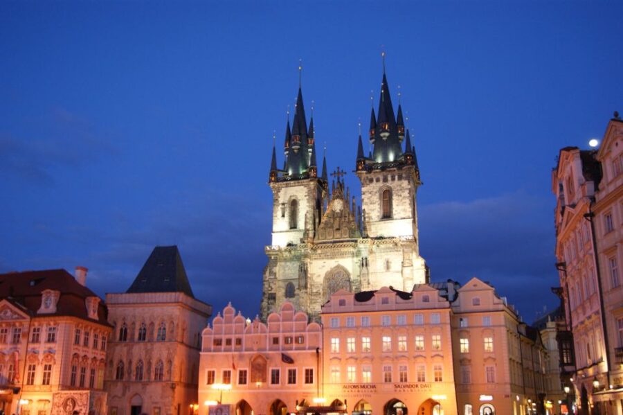 Prague: Bike Rental in the City