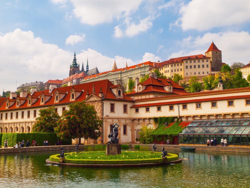 Prague Castle: 1-Hour Introduction Tour With Entry Ticket - Tour Overview and Pricing