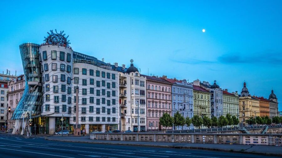 Prague Complete Tour in Spanish & Lunch, Tickets - Tour Overview and Details