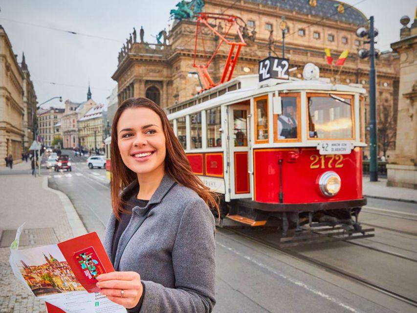 Prague: Official City Pass With Public Transport