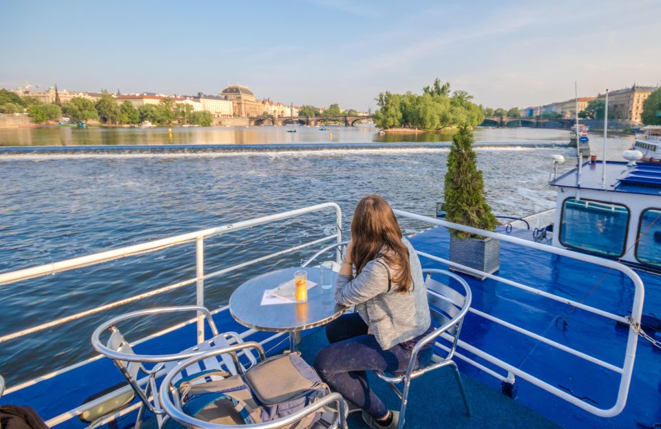 Prague: Panoramic Vltava River Cruise - Highlights and Experience