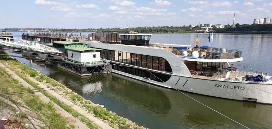 Premium Private Transfer: Bucharest Airport to Giurgiu Port