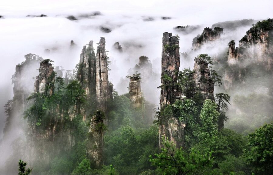 Private 4-Day Zhangjiajie Package Tour Including Tickets - Tour Overview