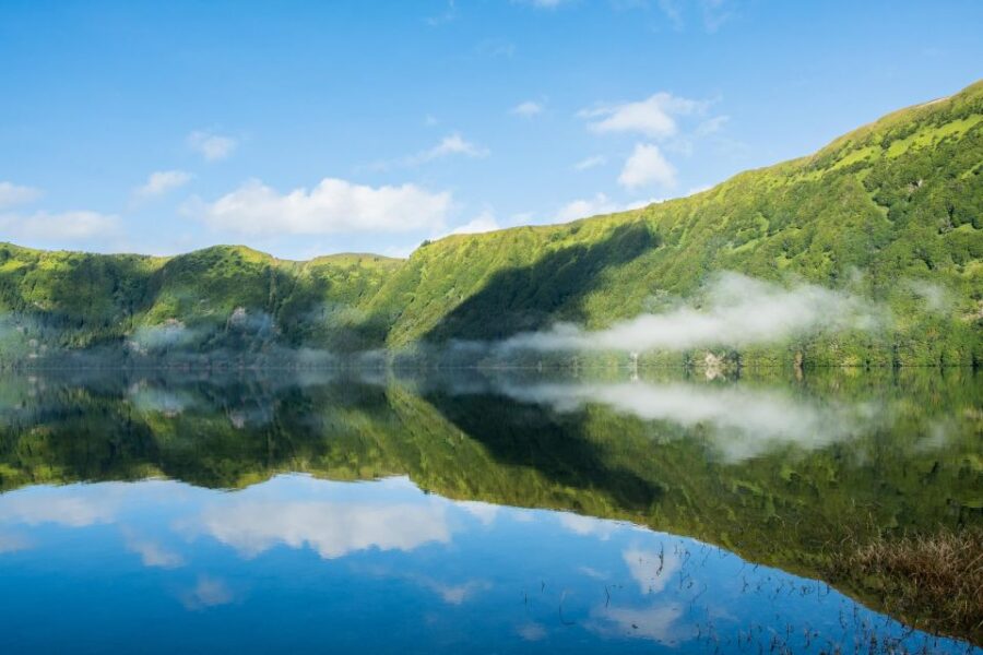 Private Airport Transfer With Sete Cidades Tour Included