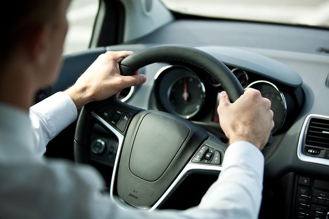 Private Arrival Transfers From Barcelona Airport to Barcelona City Center
