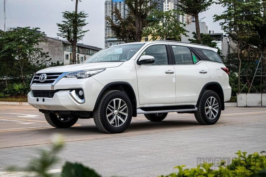 Private Car: Cam Ranh Airport  Da Lat
