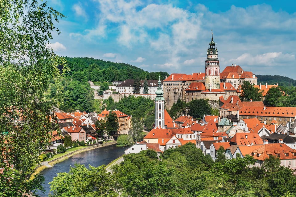 Private Day Trip From Linz to Cesky Krumlov and Back - Tour Package Overview