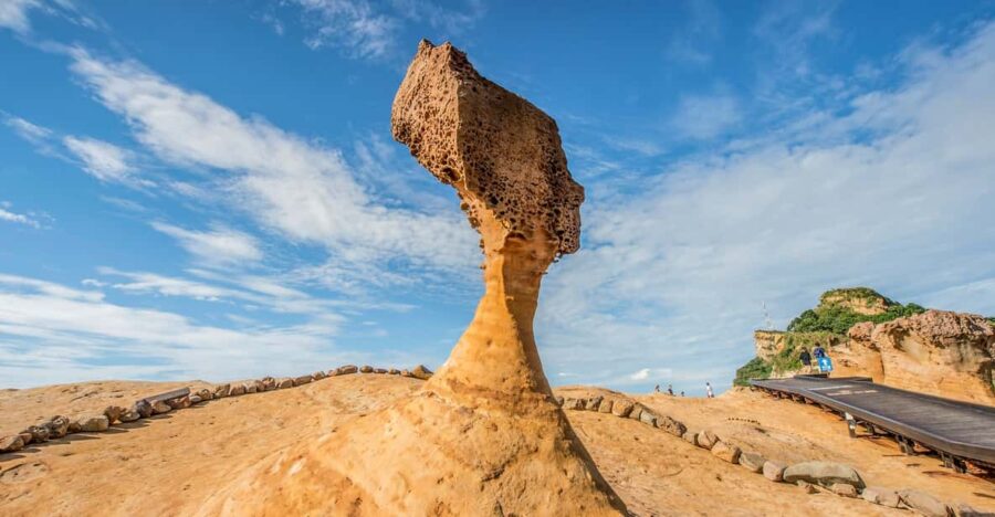 Private Full-Day Northern Taiwan Tour by Car From Taipei