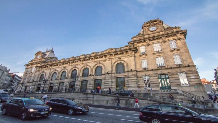3 Best Private Car With Driver Services in Porto