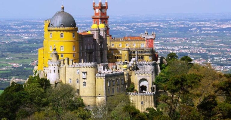 Private Full Day Tour: Sintra, Queluz, Cabo Da Roca, Cascais