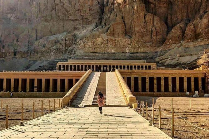Private Full Day Tour to East and West Banks of Luxor