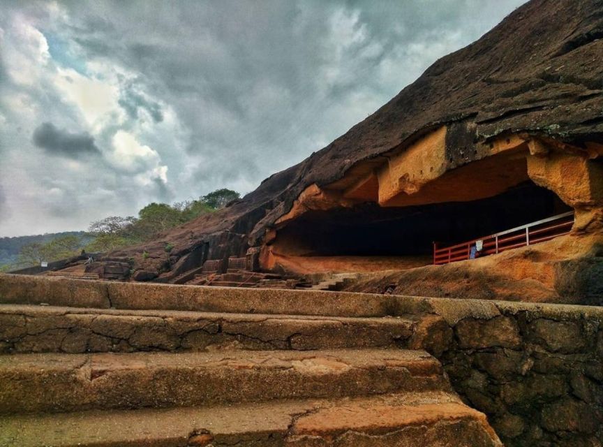 Private Global Pagoda Tour With Kanheri Buddhist Caves Tour
