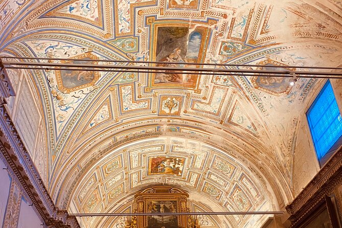 Private Hald Day Tour to the Historic Roman City of Italica
