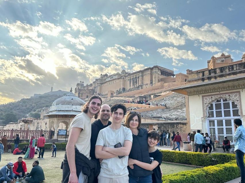 Private Jaipur Day Trip by Superfast Train With Lunch