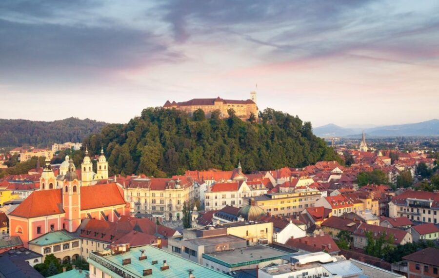Private Lake Bled and Ljubljana Tour – From Zagreb