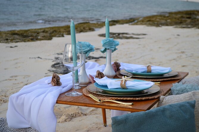 Private Posh Picnic on Nassaus Beach