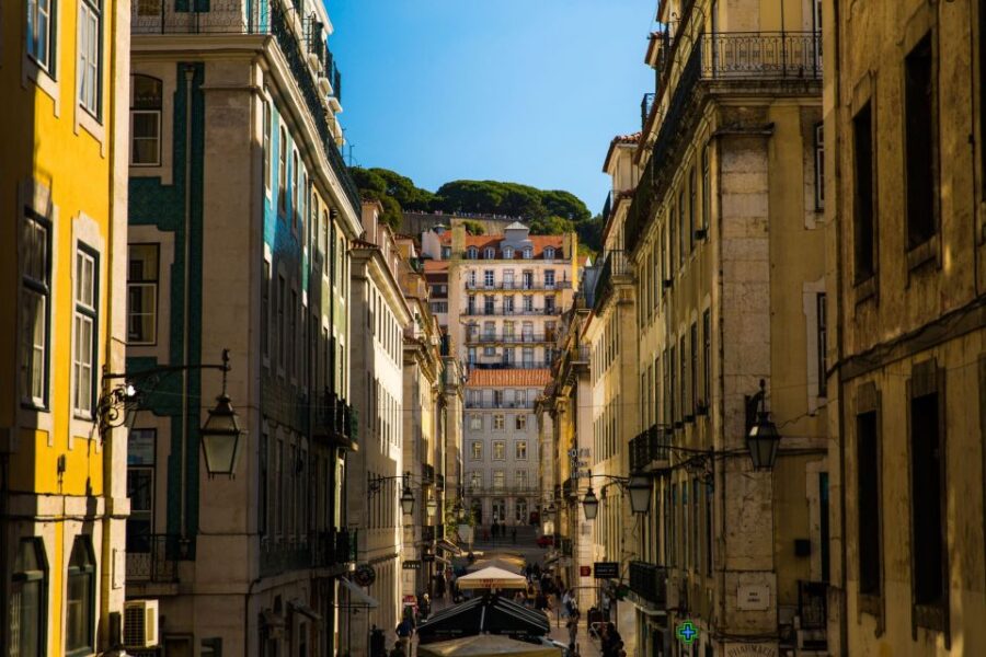 Private Street Art Tour in Lisbon