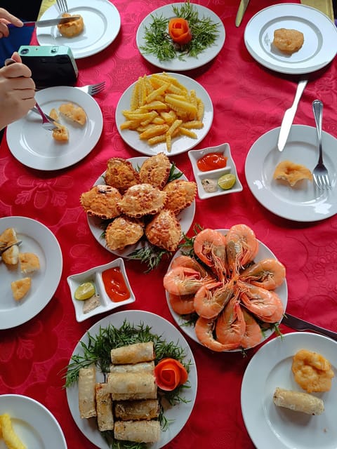 PRIVATE TOUR HALONG BAY ONE DAY With Cave, Kayaking, Sampan