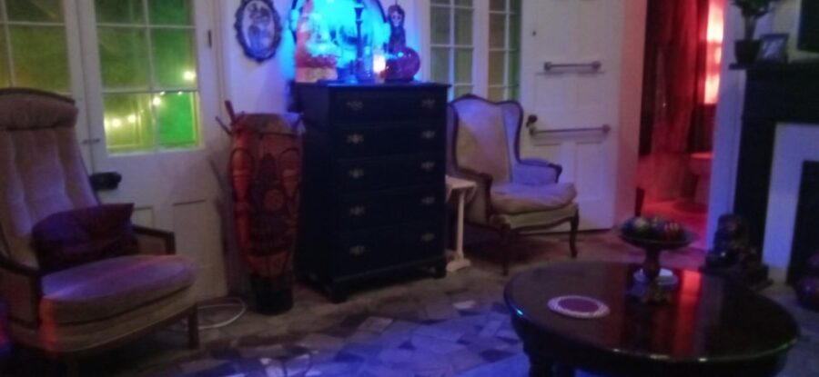 Private Tour Seance At The House On Bourbon Street