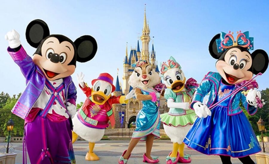 Private Transfer From Shanghai Pudong Airport to Disneyland