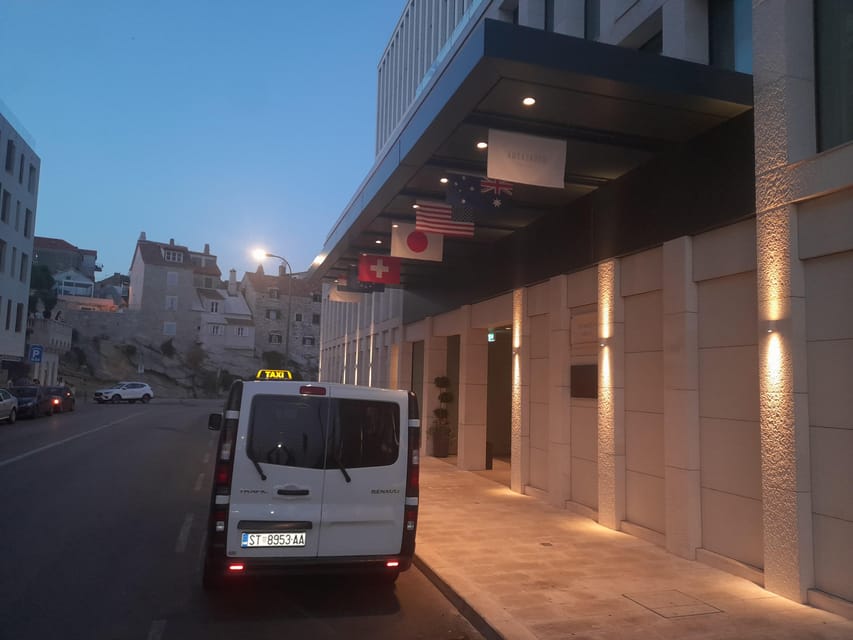 Private Transfer From Trogir to Zadar Airport/Zadar