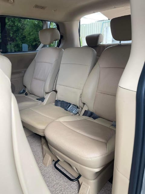 Private Transfer Siem Reap to Poipet Thailand Border
