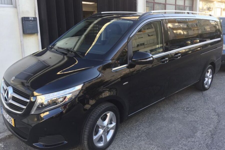 Private Transfer To or From Óbidos