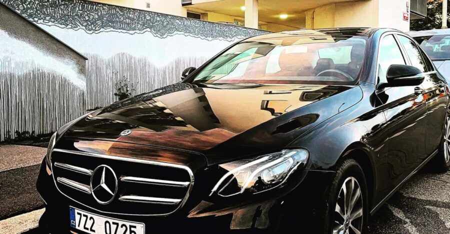 Private Transfer to Prague Airport Business/VIP