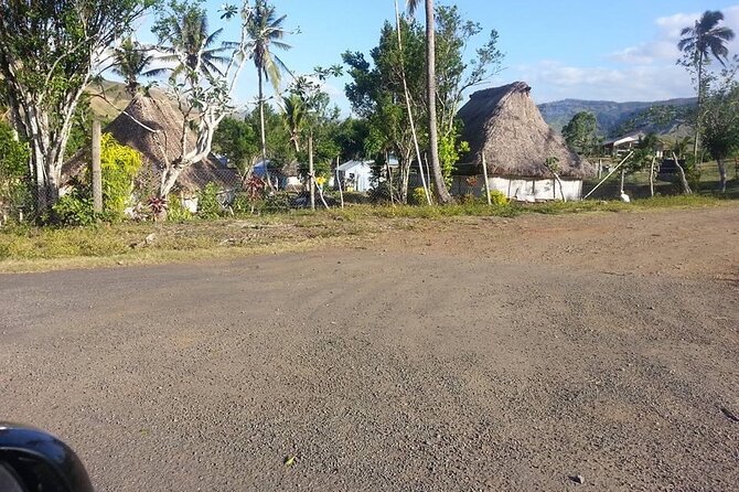 Private Transfer:Nadi Airport -Bamboo- Aquarius- Smugglers Ramada - Transfer Overview