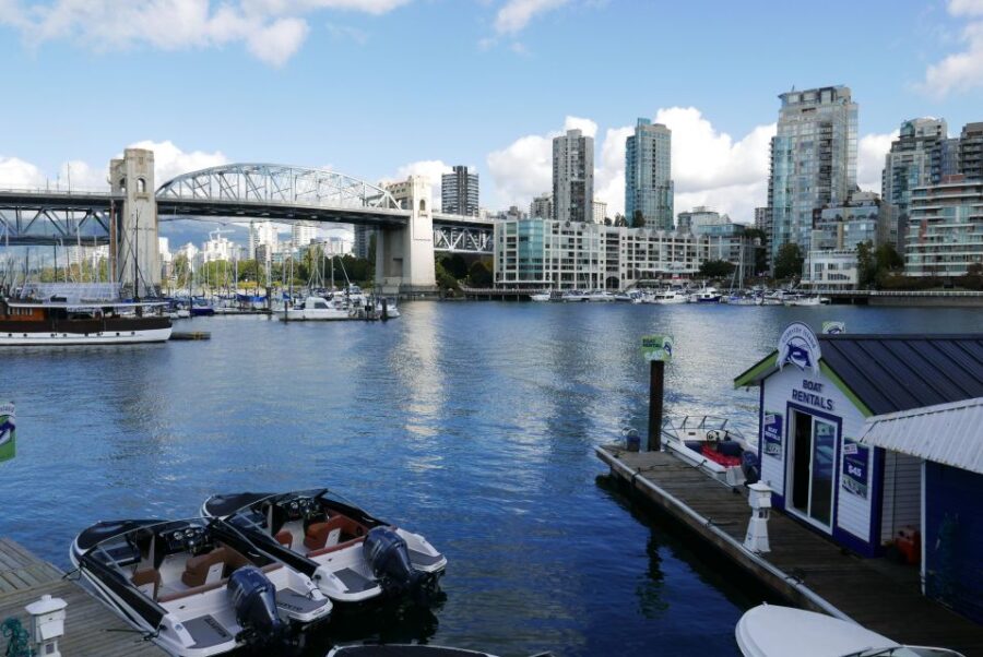 Private Transfers From Airport to Whistler - Service Overview