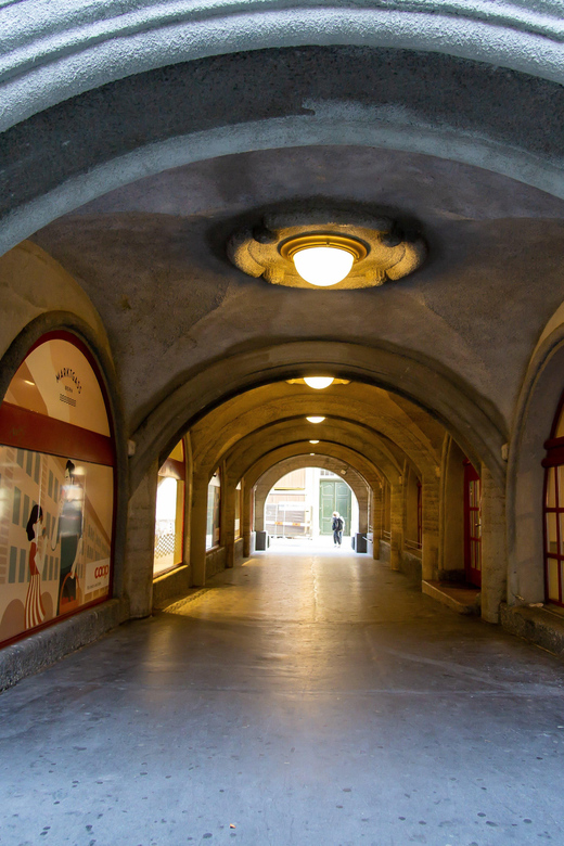 Professional Private Photo Shoot With Local Photographer in Bern - Booking and Cancellation