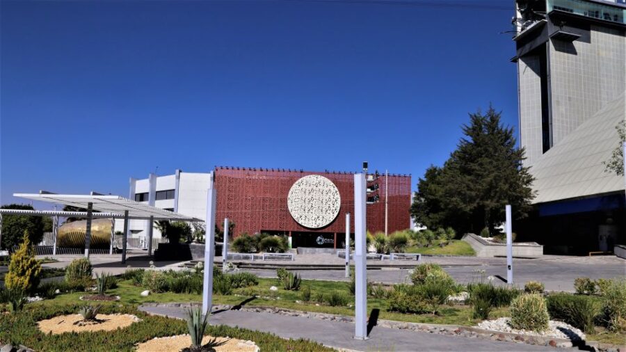 Puebla: Hop-on Hop-off City Tour and Michín Aquarium