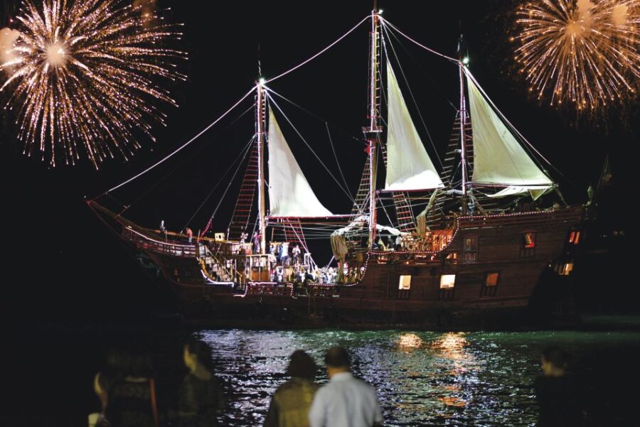 Puerto Vallarta: Pirate Cruise With Dinner and Show