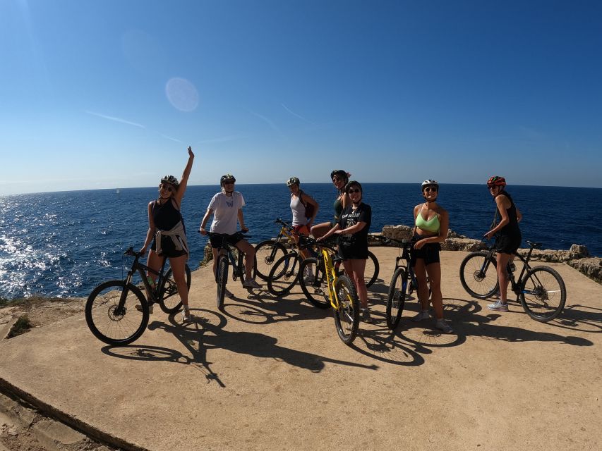 Pula: Bike Tour of Ancient Pula & Aquatic Adventures