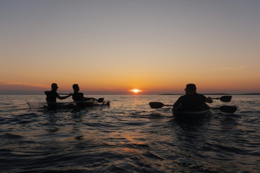 Pula: Morning Kayak Tour To Blue Cave and Valley of Tears
