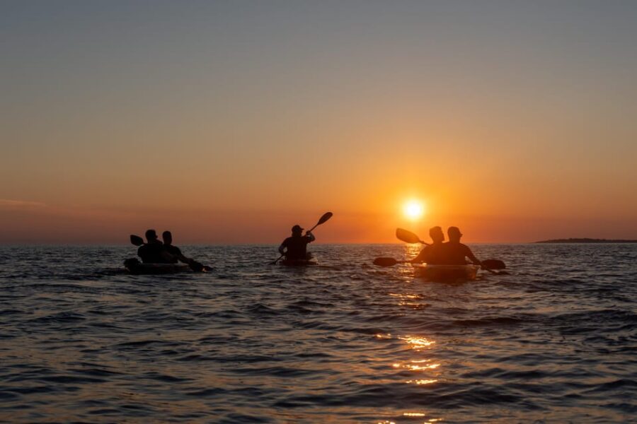 Pula:Sunset Kayak Tour to the Blue Cave and Valley of Tears