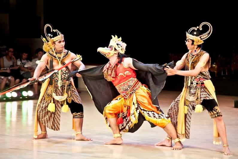 Ramayana Ballet Prambanan and Visit the Temple