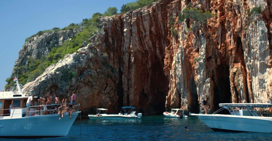 Red Rocks All Day Tour From the City of Hvar - Shared