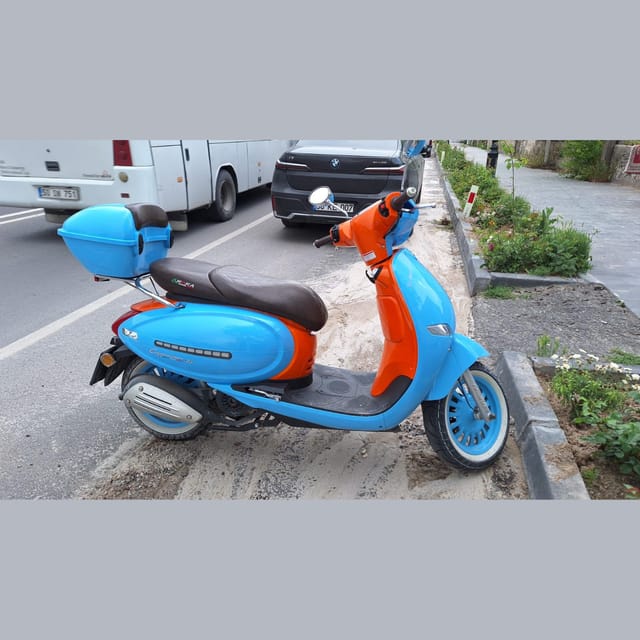 Rental Scooter (Arora Cappucino 125 Cc)