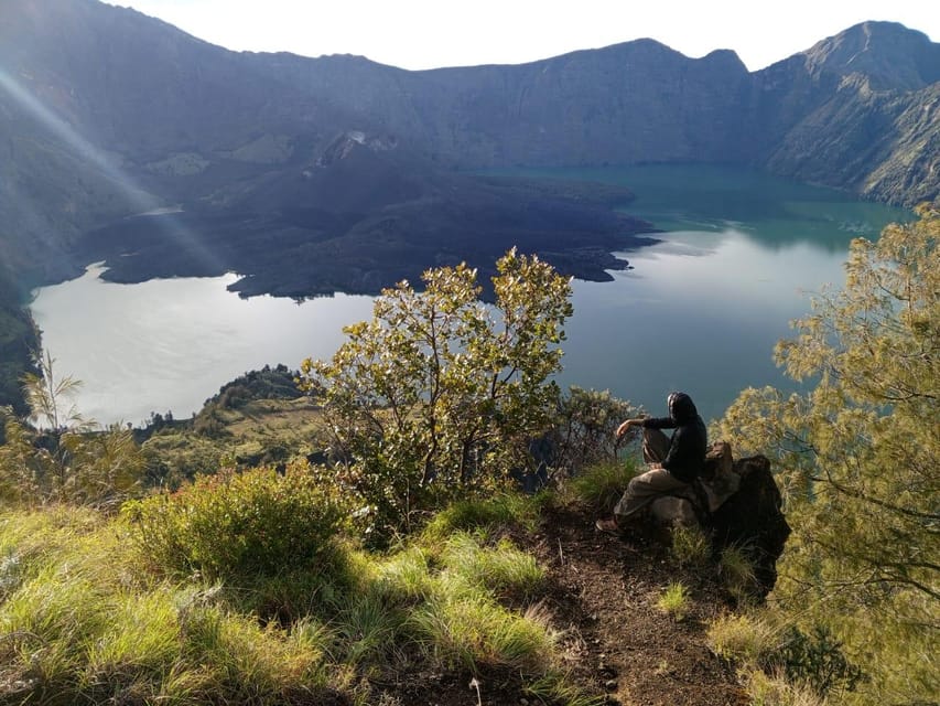 Rinjani Trekking Info 2D/1N Senaru Crater Rim