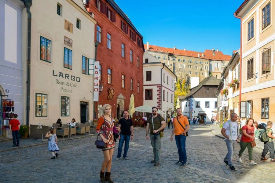 Romantic Whispers of Český Krumlov