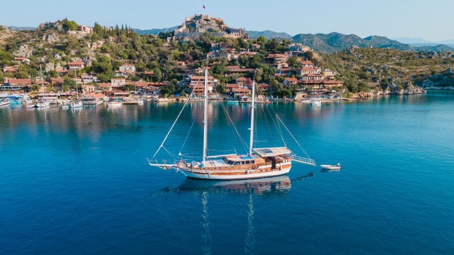 Sail Turkey: 18-39s Gulet Cruise Olympos to Fethiye