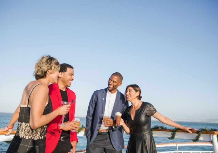 San Diego: Christmas Day Buffet Brunch or Dinner Cruise - Overview and Pricing
