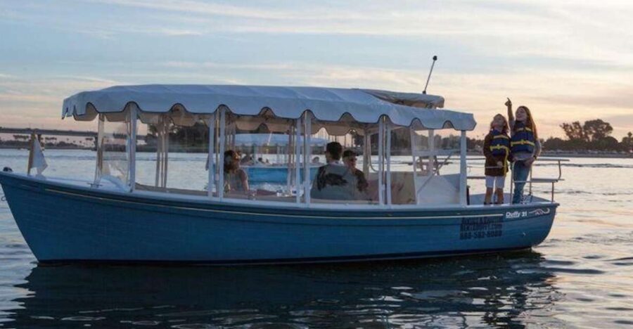 San Diego: Private Sun Cruiser Duffy Boat Rental