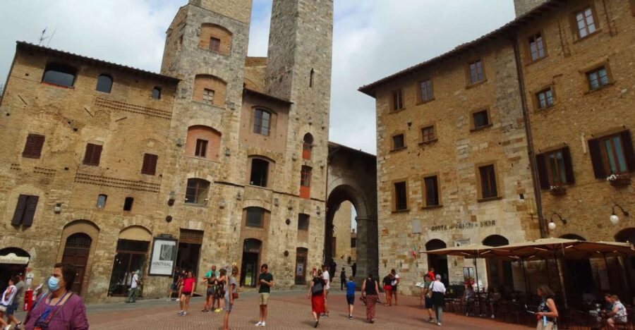San Gimignano Private Guide: Manhattan of the Middle Ages - Tour Overview