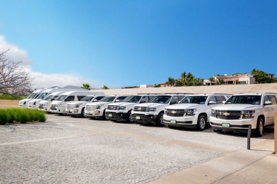 San José Del Cabo: Airport Private Roundtrip SUV Type
