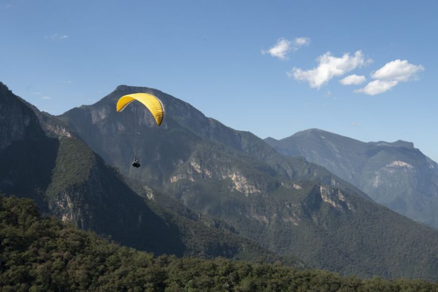 Santiago, Nl: Sierra De Santiago Paragliding