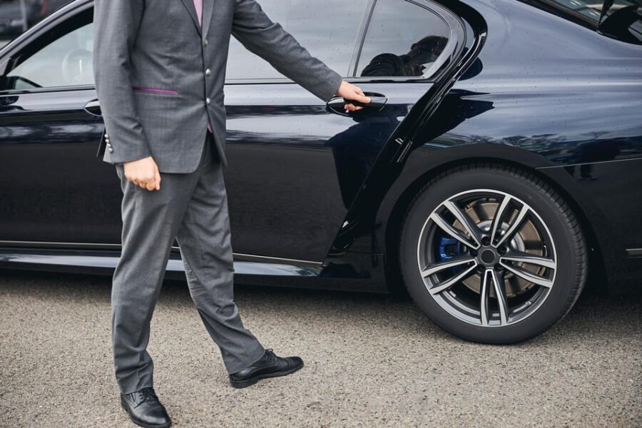 Santorini Transfer With Luxury Mercedes Car - Service Overview