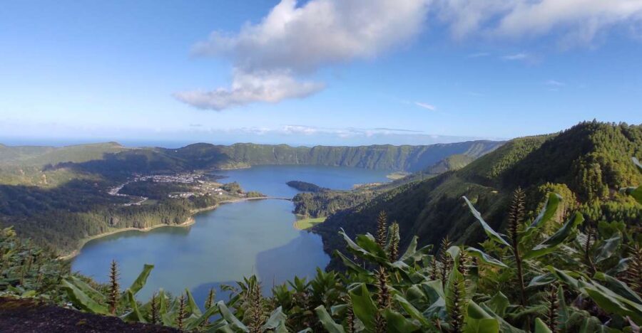 São Miguel Island on Jeep - Tour Overview and Customization