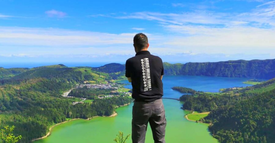 São Miguel West: Sete Cidades and Fogo Tour With Lunch